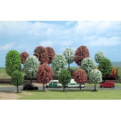 16 Arbres fleuris / Blooming trees, 7-12,5cm