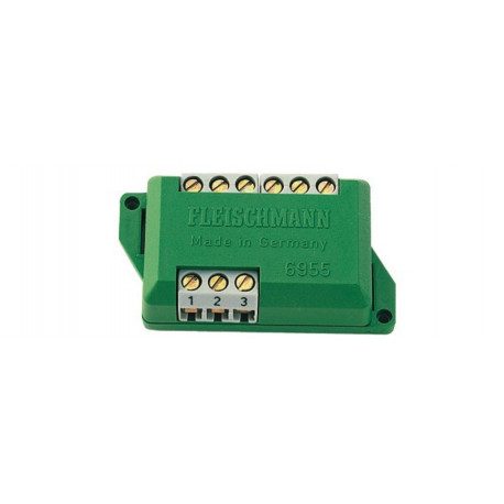 Relai Universal Relay