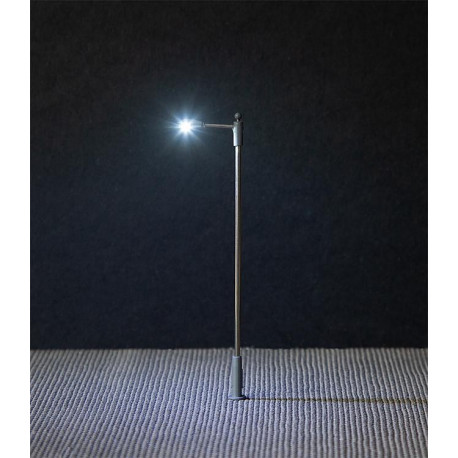 Éclairage public LED, lampe en prolongement / LED Street lighting, pole-integrated lamp H0