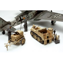 German Aircraft Power Supply Unit & Kettenkraftrad 1/48