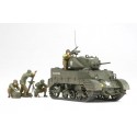 US M5A1 Light Tank w/Mortar (4) 1/35