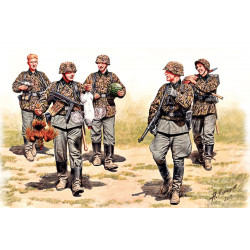 German Elite Infantry, Eastern Front, WWII 1/35