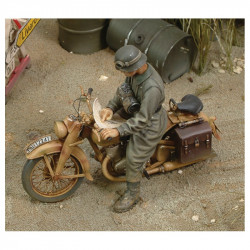 DKW German Motorcycle rider, WWII 1/35