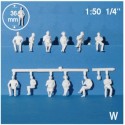 Hermoli 15 personnages assis non peints / figures sitting not painted 1/50