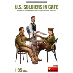 U.S. Soldiers in Cafe 1/35