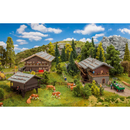 Coffret promotionnel Village alpin / Alpine village Promotional-Set H0