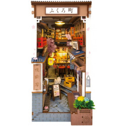 Sakura Wine Alley
