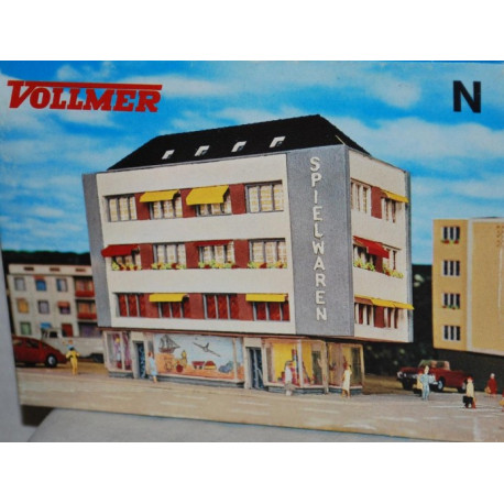 Immeuble avec magasin / Building with a Shop N