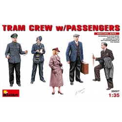 Tram Crew w/ Passengers 1/35