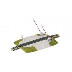 Passage à niveau avec barrières / Level crossing with lifting gates N