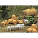 32 bottes de paille / Silo- and straw bales N